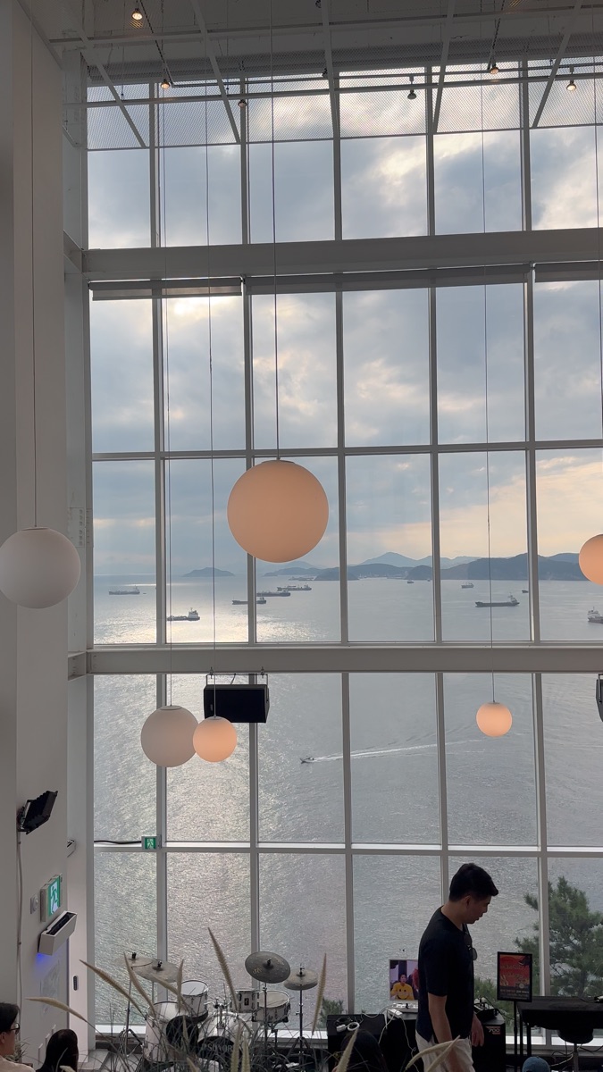 THRILL ON THE MUG! | 去趣 chicTrip