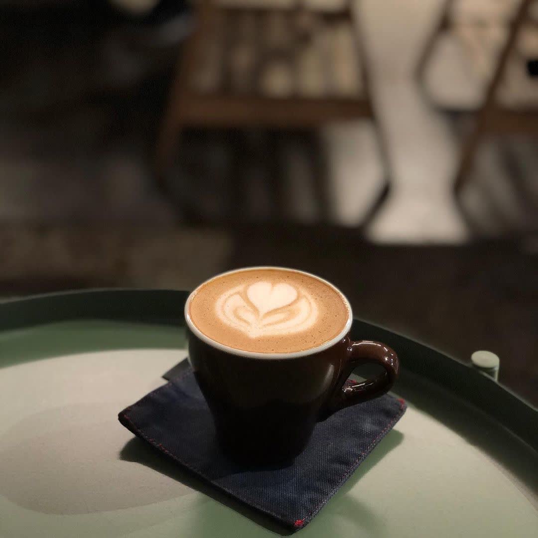 coffee stopover black | 去趣 chicTrip