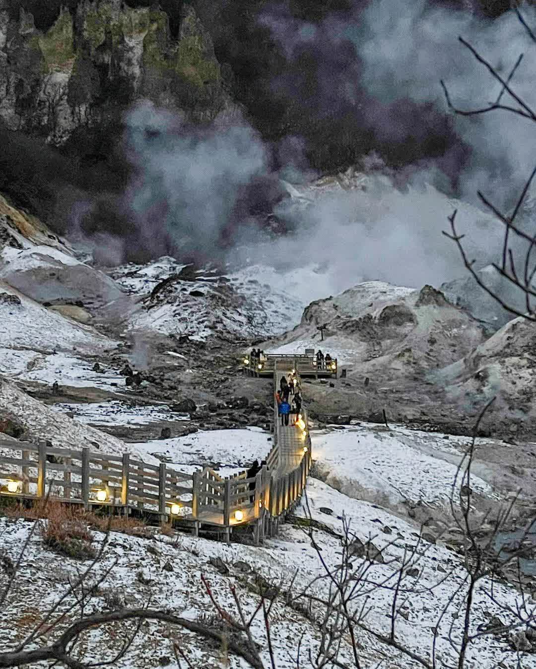 登別地獄谷 鬼花火 表演場 | 去趣 chicTrip