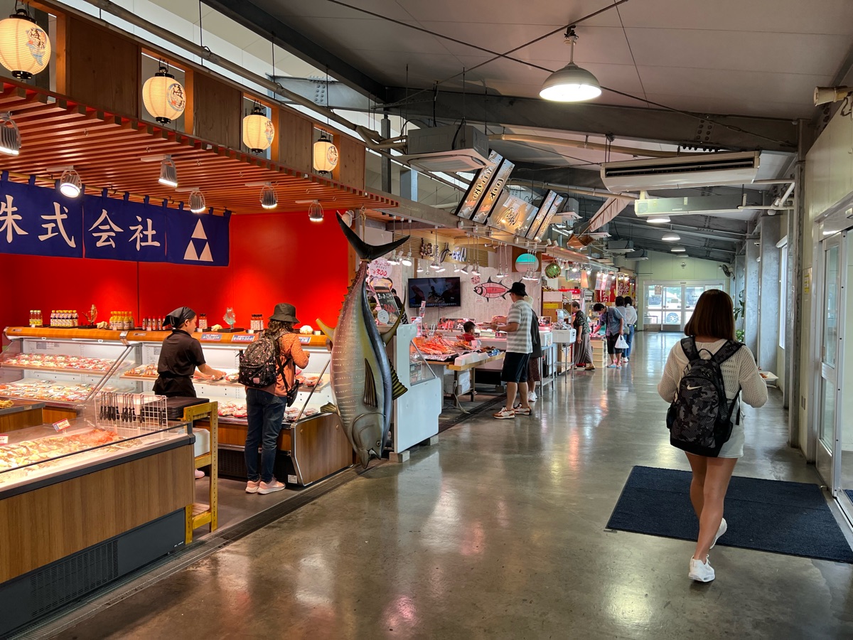 糸滿魚市場 | 去趣 chicTrip