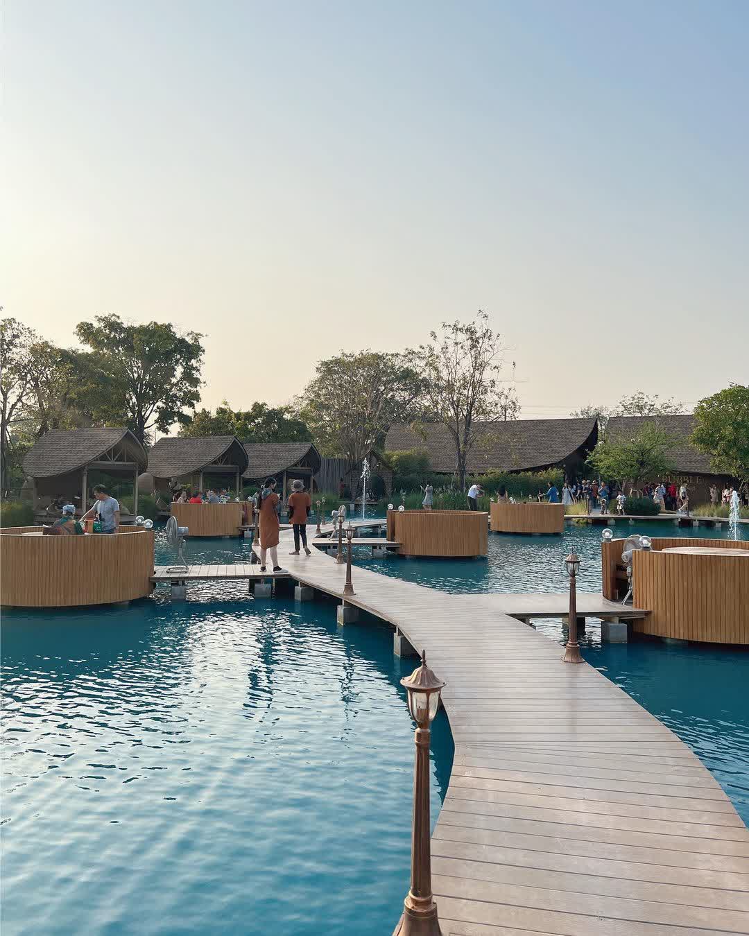 Bubble in the Forest Cafe | 去趣 chicTrip