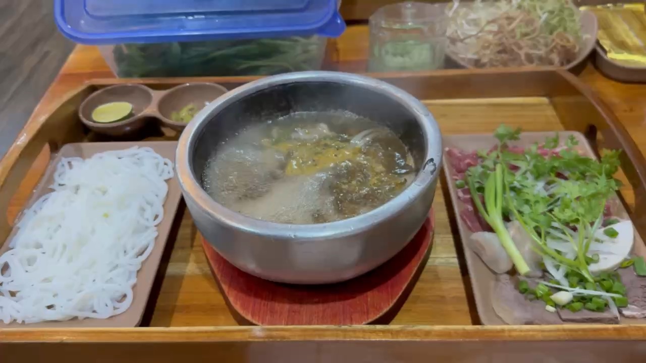 巴達富嘉河粉 (Phở Bát Đá Phú Gia) | 去趣 chicTrip