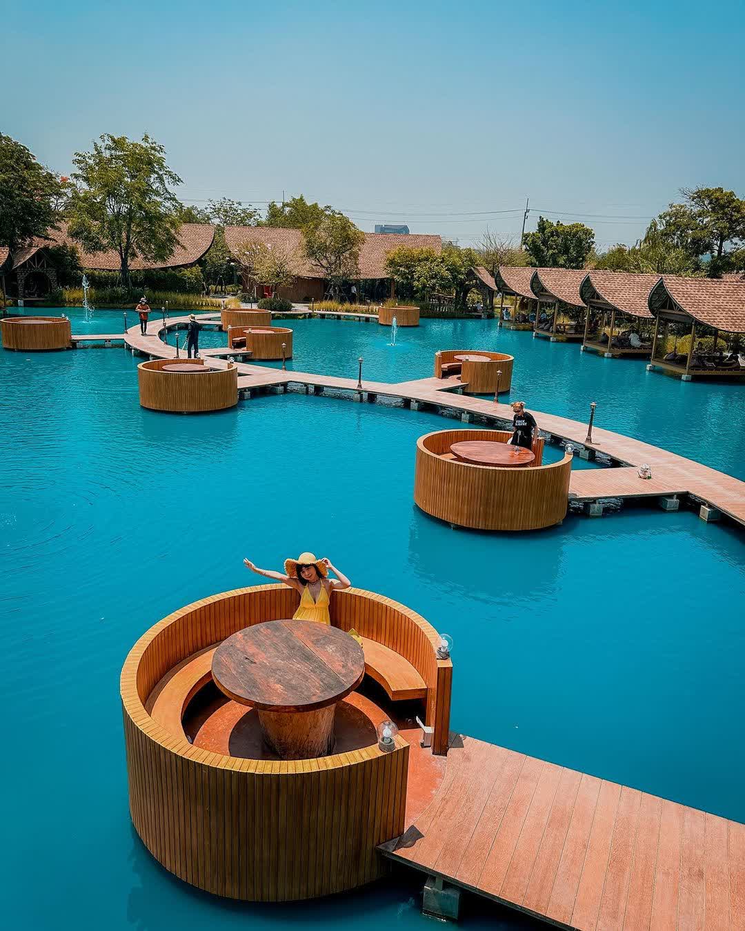 Bubble in the Forest Cafe | 去趣 chicTrip