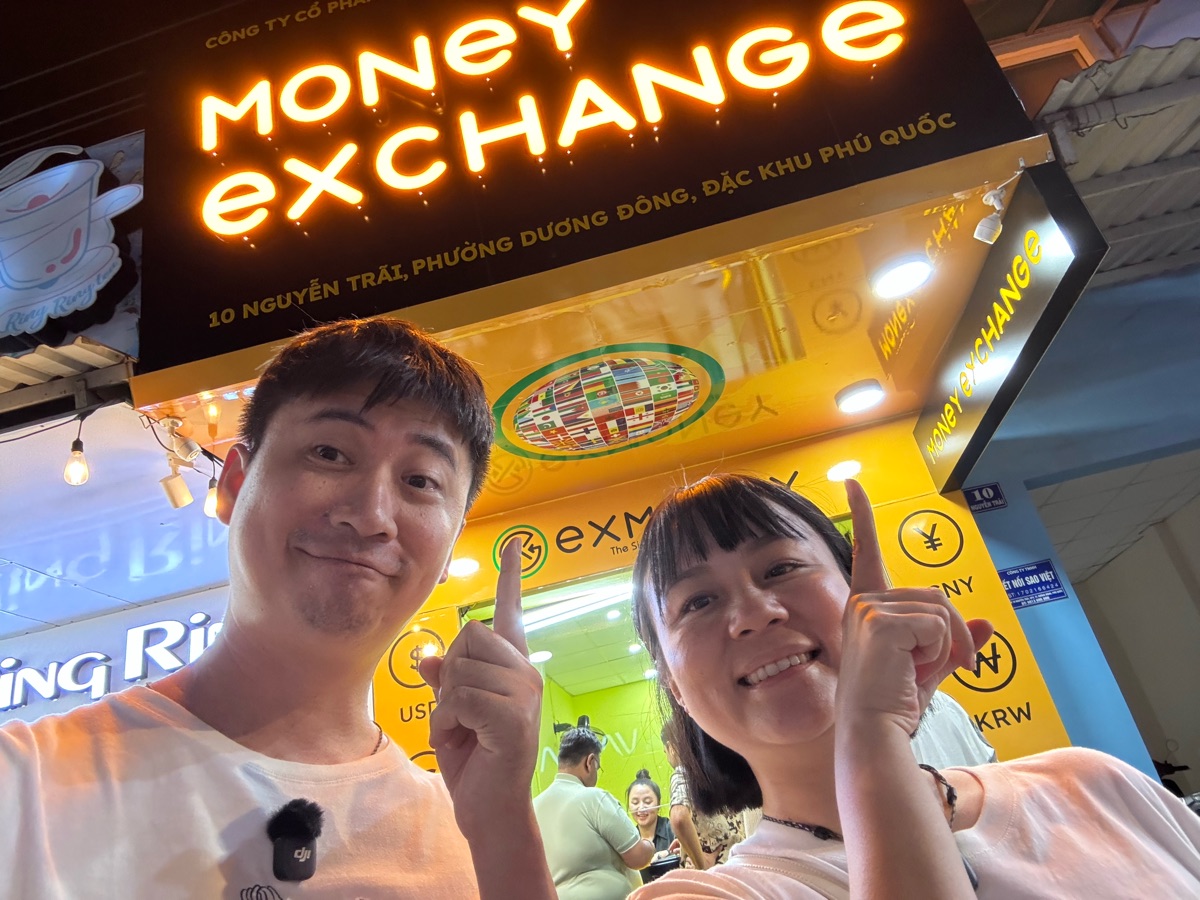 EXMoney Phu Quoc Night Market | Currency Exchange | 去趣 chicTrip