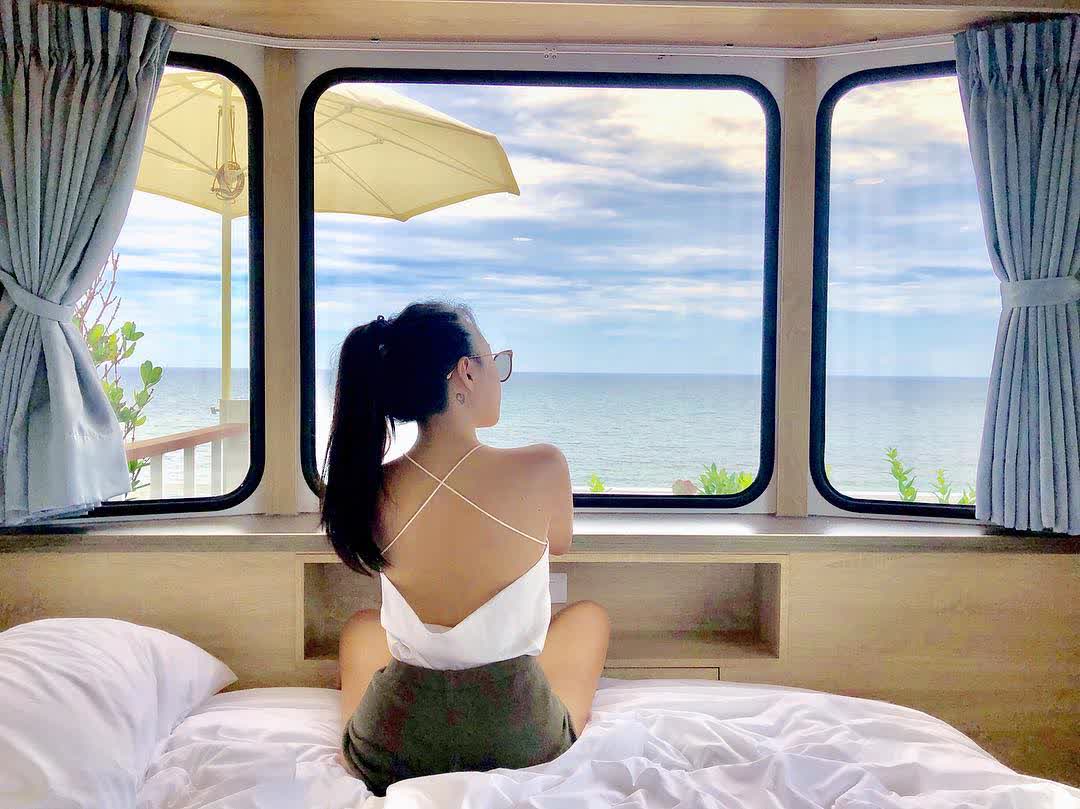 覓海灣精品露營車