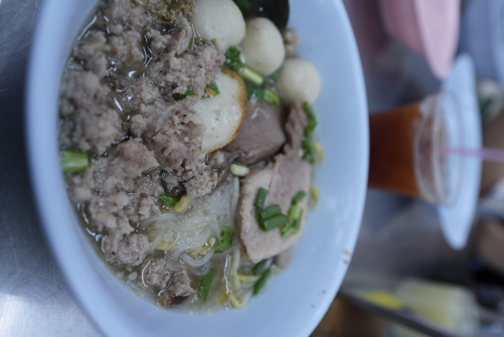 Rung Rueang Pork Noodles | 去趣 chicTrip