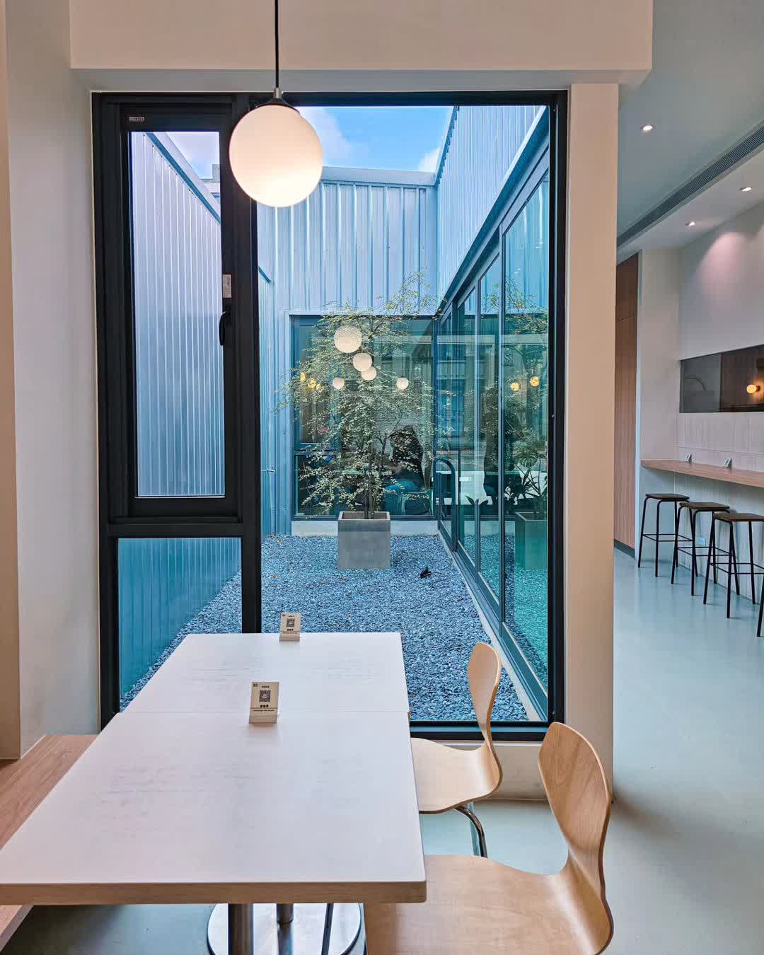 1996 BURGER | 去趣 chicTrip