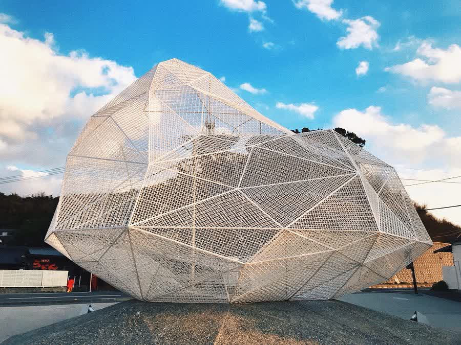 草間彌生「赤南瓜」 | 去趣 chicTrip