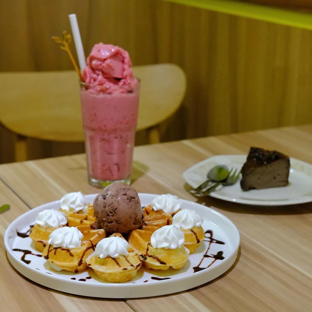 天晴好日咖啡餐館 Sunny Day Cafe & Bistro