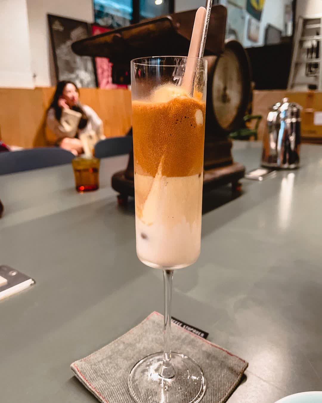 coffee stopover black | 去趣 chicTrip