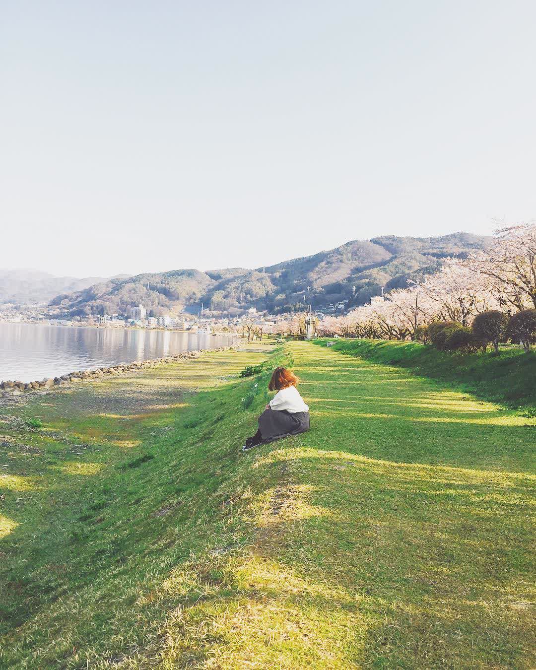 諏訪市湖畔公園