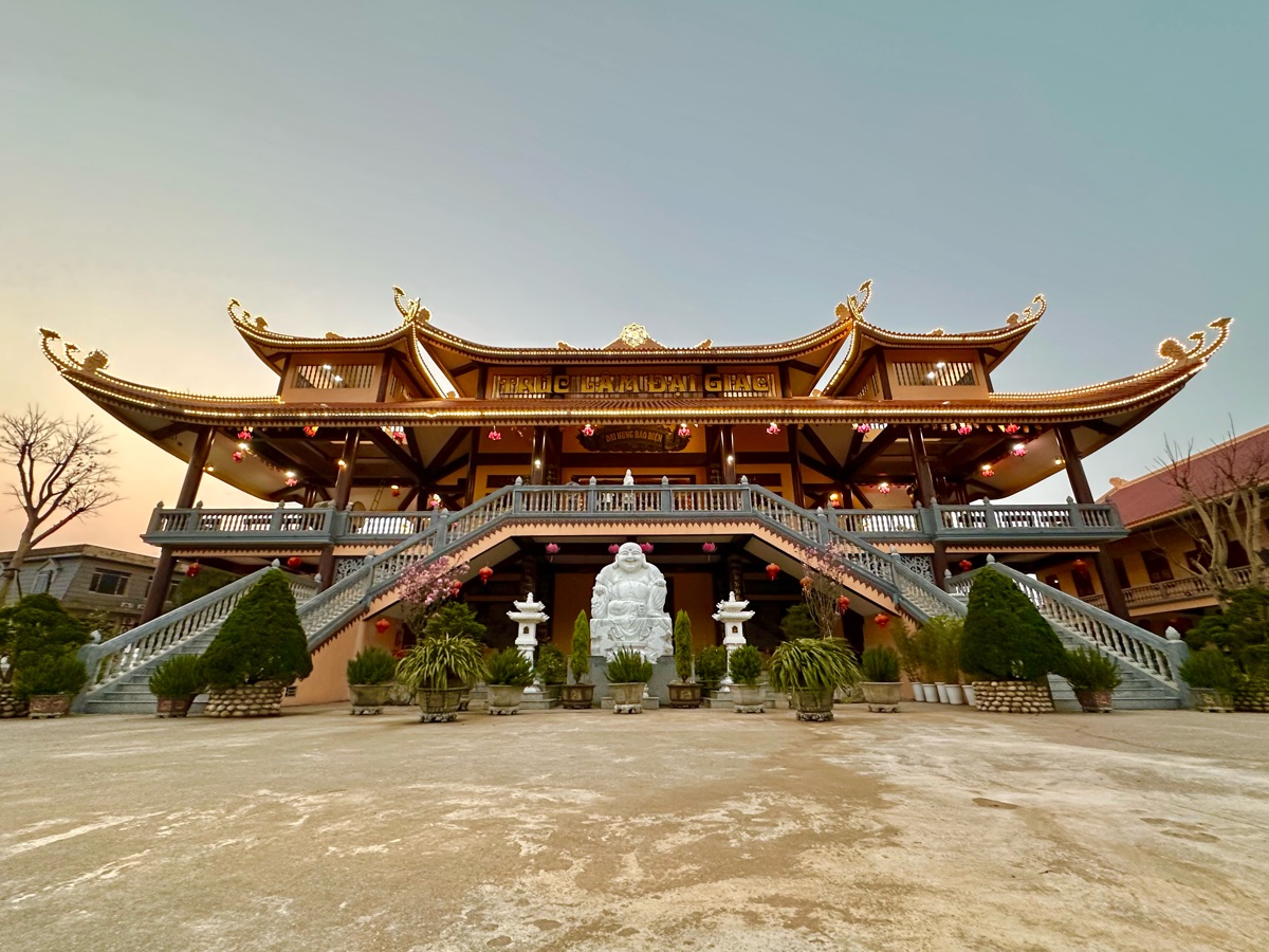 Trúc Lâm Đại Giác Zen Monastery | 去趣 chicTrip