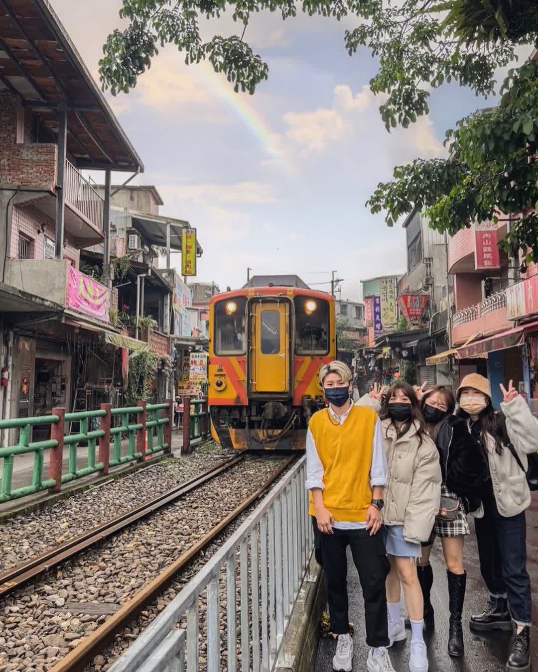 平溪老街第一家天燈店 +平溪第一家天燈專賣店 | 去趣 chicTrip