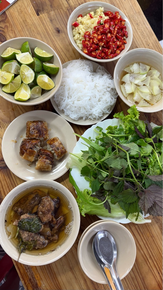 Bun Cha Dac Kim | 去趣 chicTrip