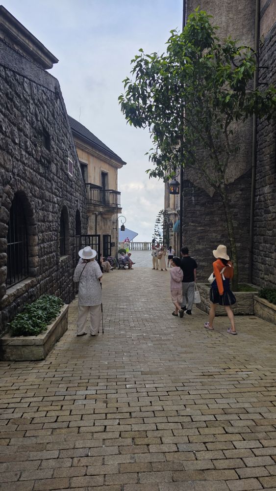 巴拿山太陽世界 | 去趣 chicTrip