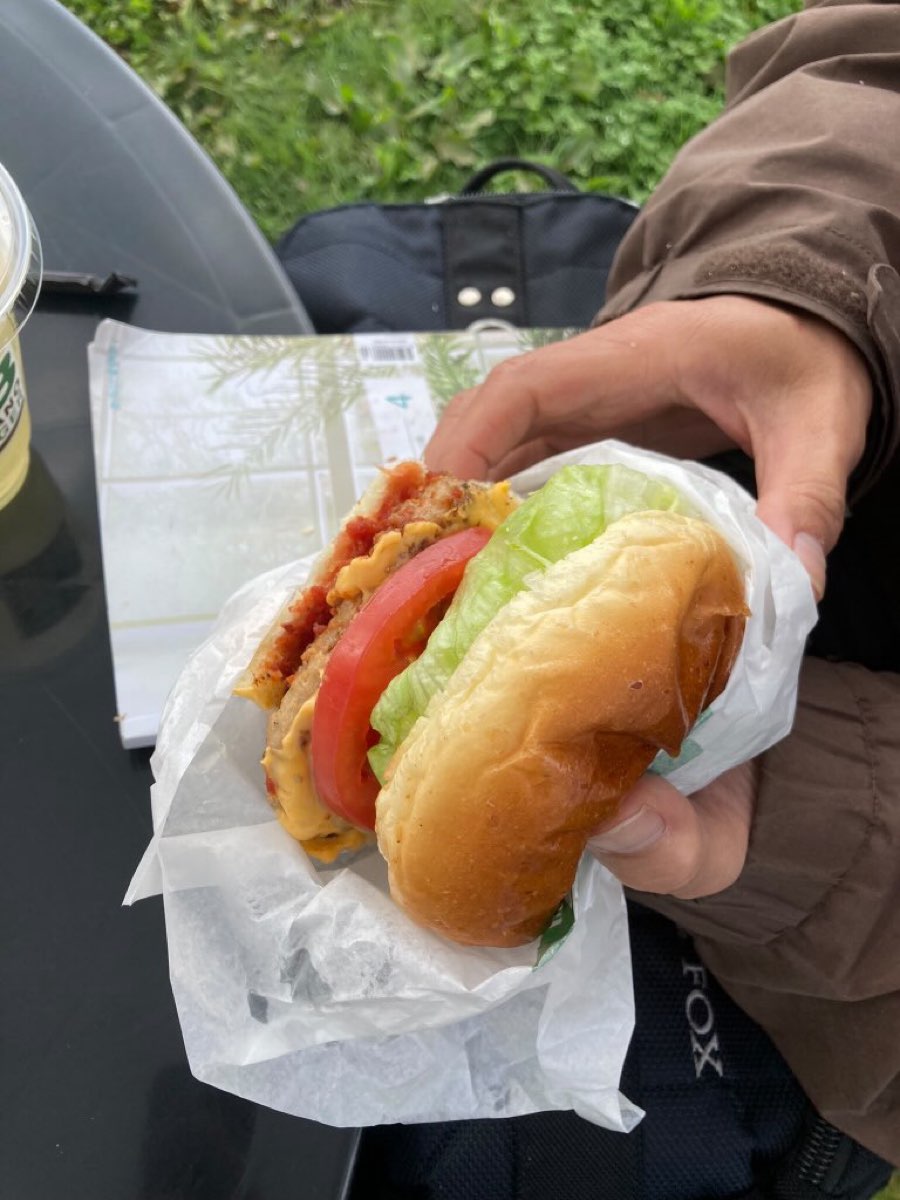 Furano Burger | 去趣 chicTrip