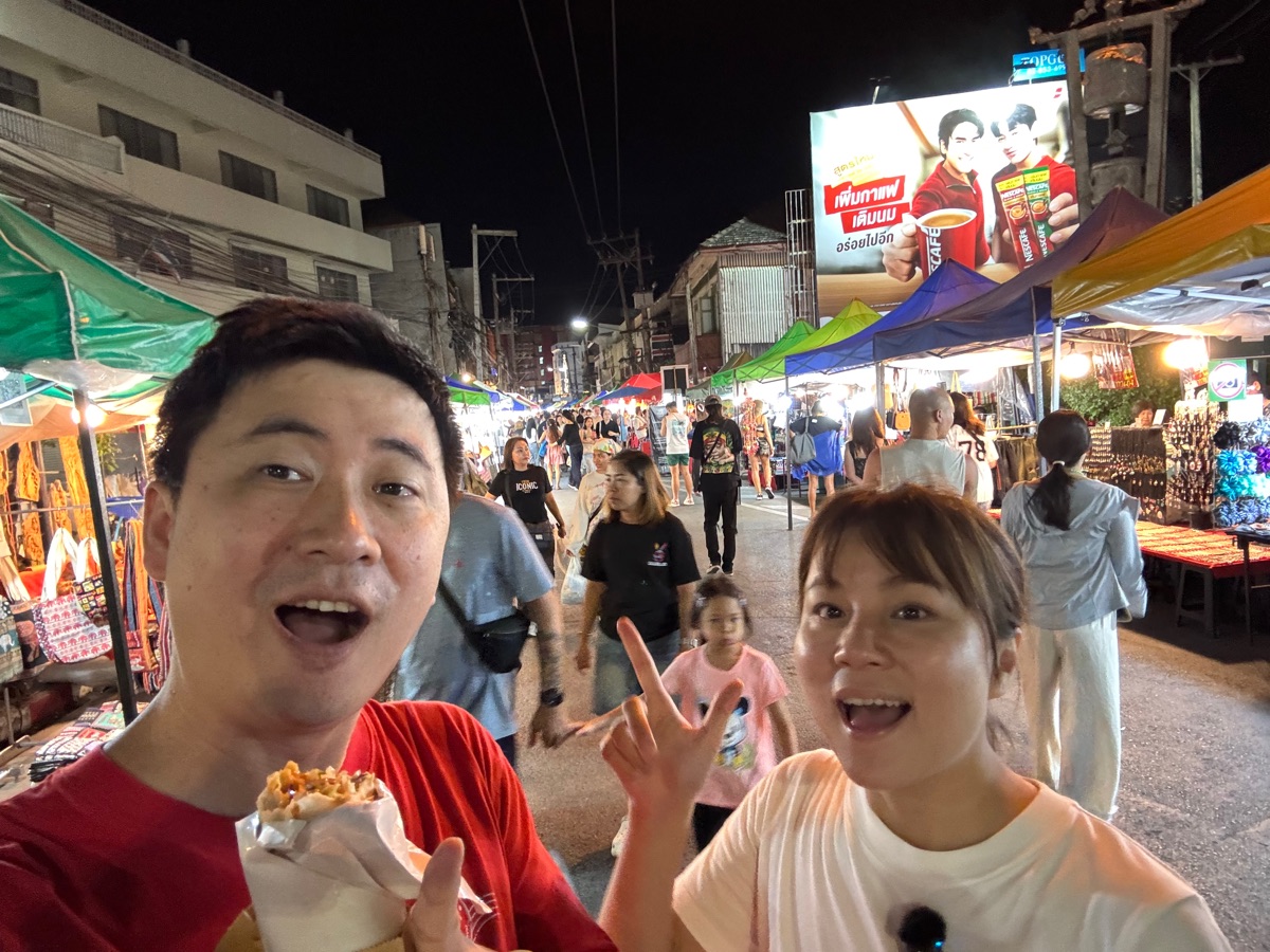 Wua Lai Walking Street Saturday Market | 去趣 chicTrip