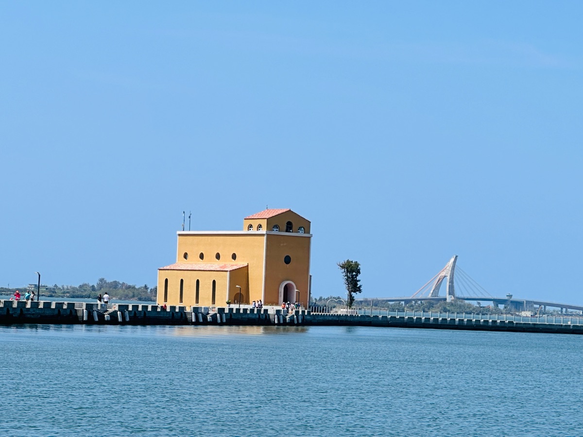 海上教堂咖啡 | 去趣 chicTrip