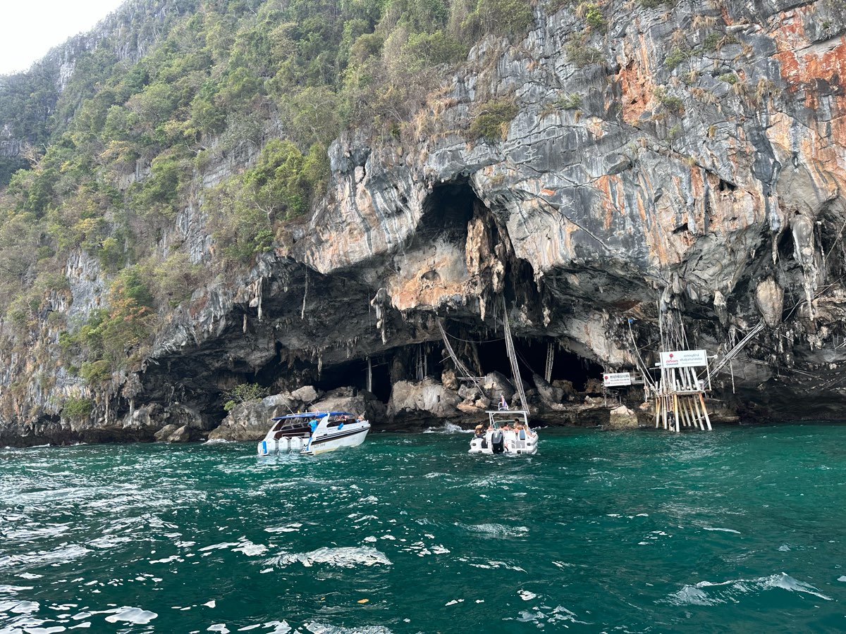 Viking Cave | 去趣 chicTrip