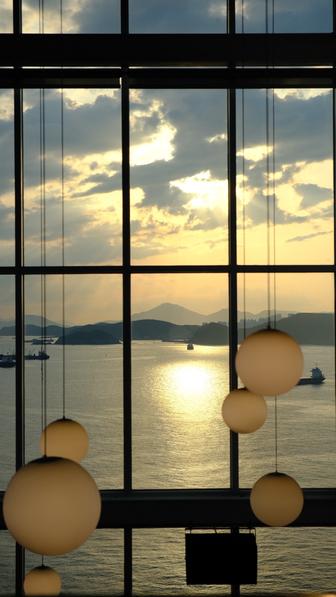 THRILL ON THE MUG! | 去趣 chicTrip