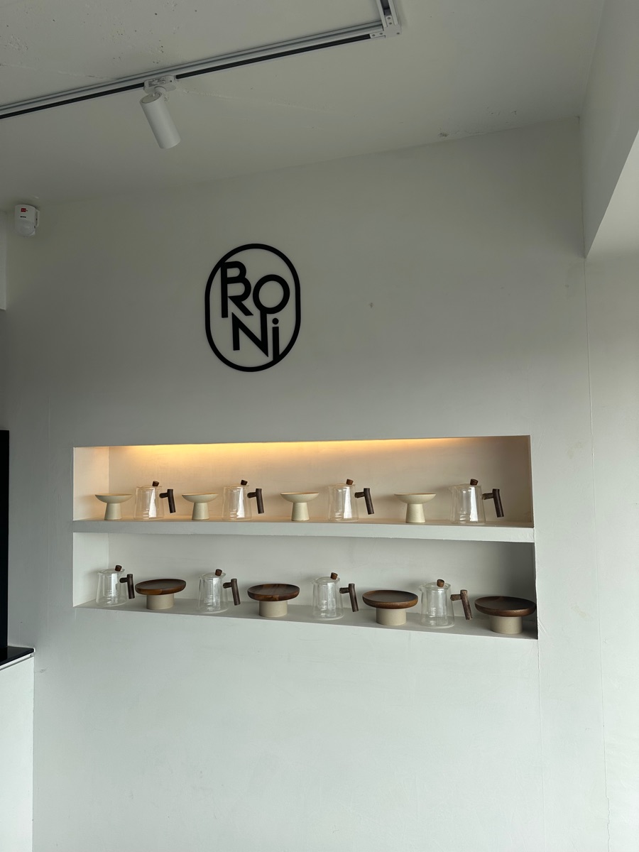 BRONI | 去趣 chicTrip