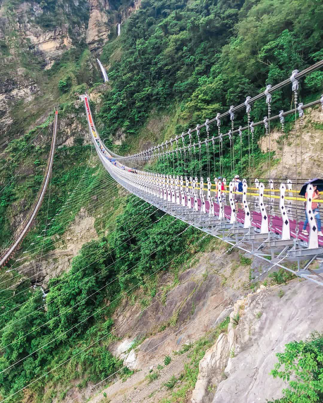 雙龍七彩吊橋 | 去趣 chicTrip