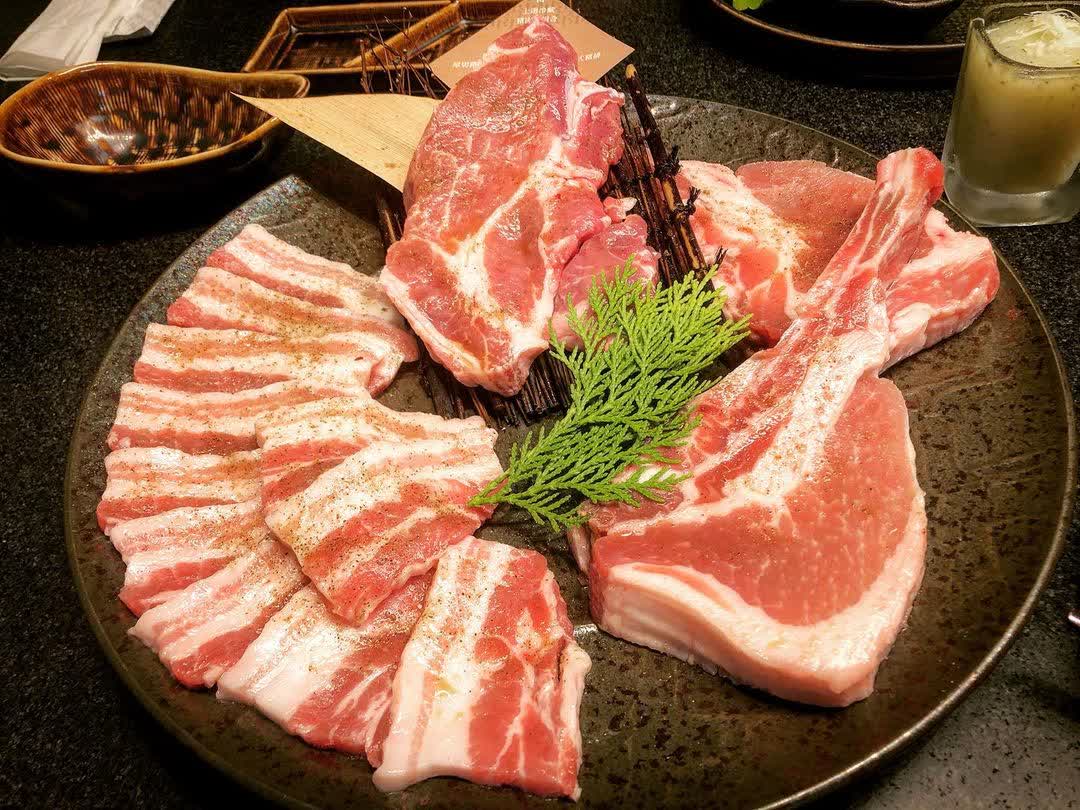 碳佐麻里精品燒肉 高雄時代店 | 去趣 chicTrip