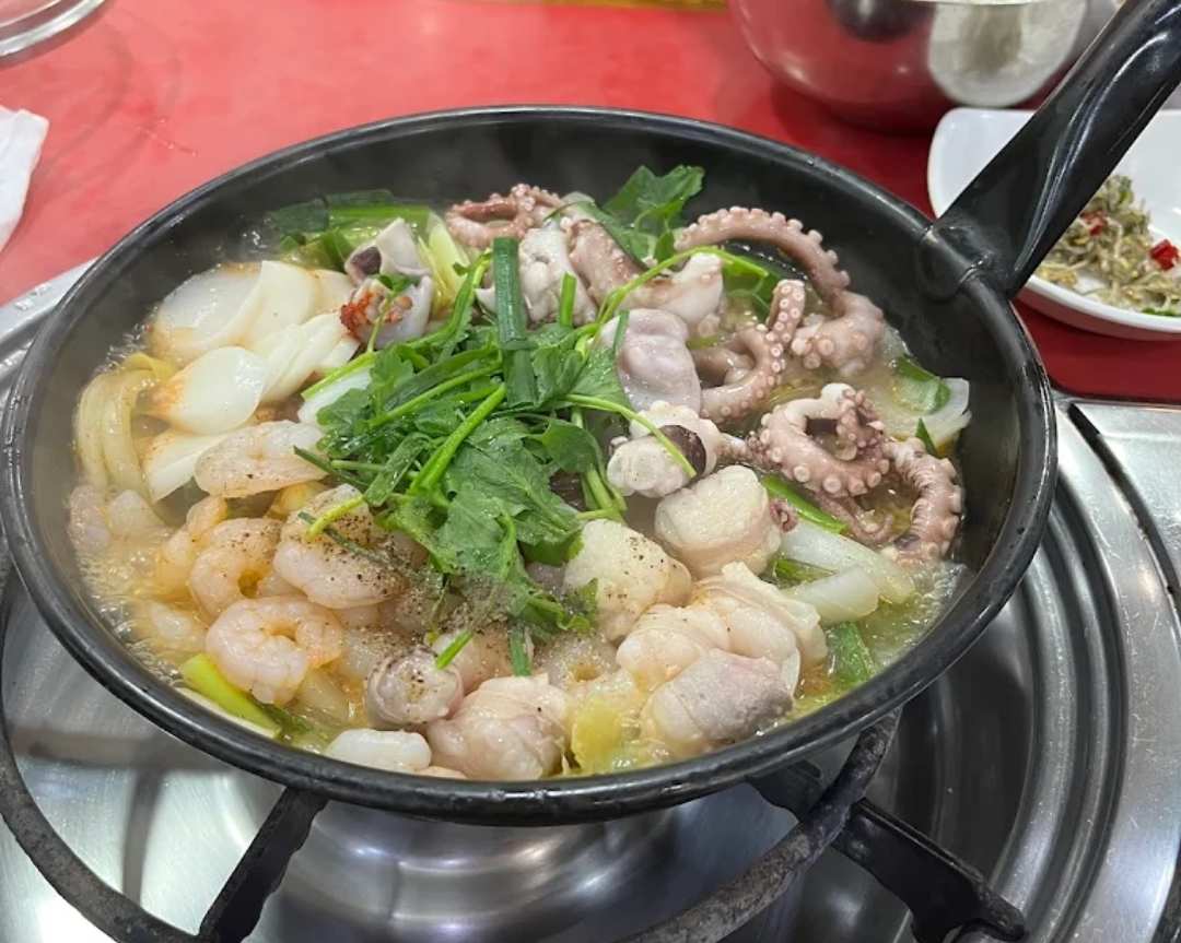 螞蟻家辣炒章魚 | 去趣 chicTrip