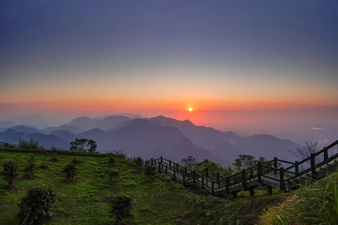 隙頂二延平步道觀雲平台 | 去趣 chicTrip