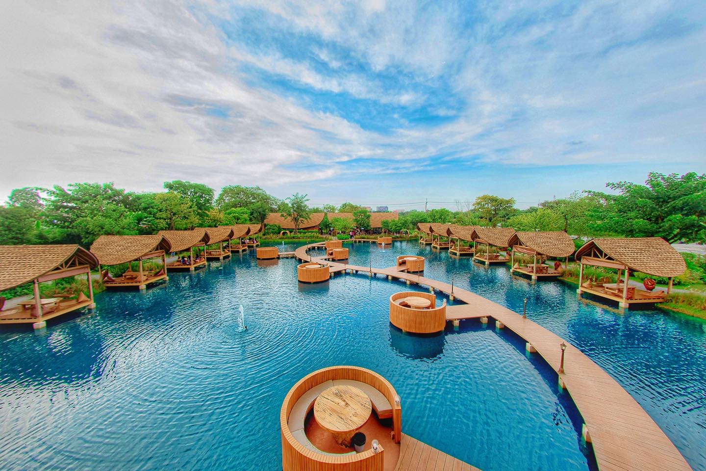 Bubble in the Forest Cafe | 去趣 chicTrip