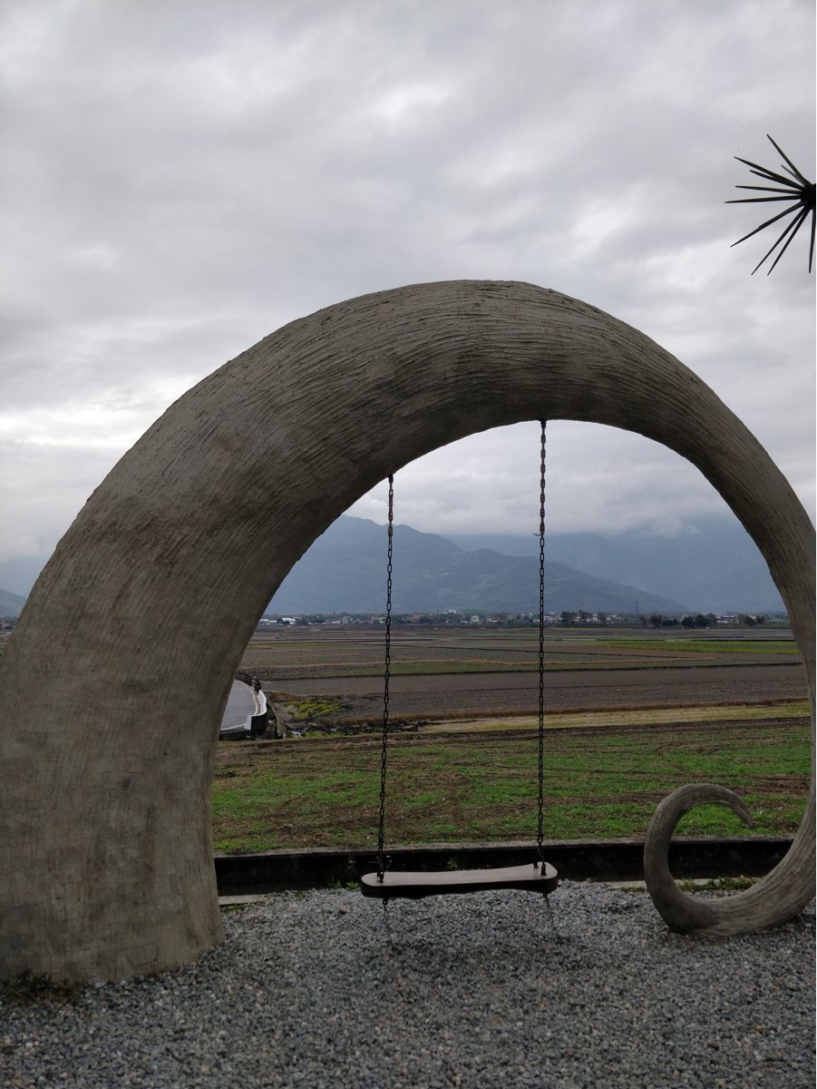 伯朗大道畫框 | 去趣 chicTrip