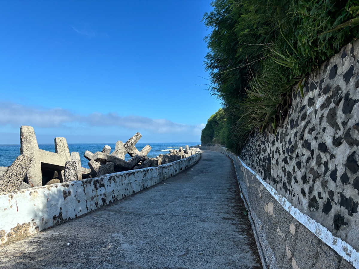 池西岩瀑(九孔瀑布) | 去趣 chicTrip