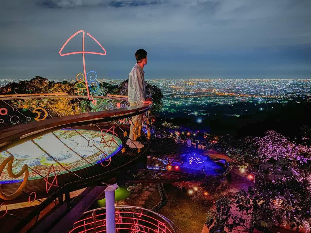 星月天空景觀餐廳 | 去趣 chicTrip