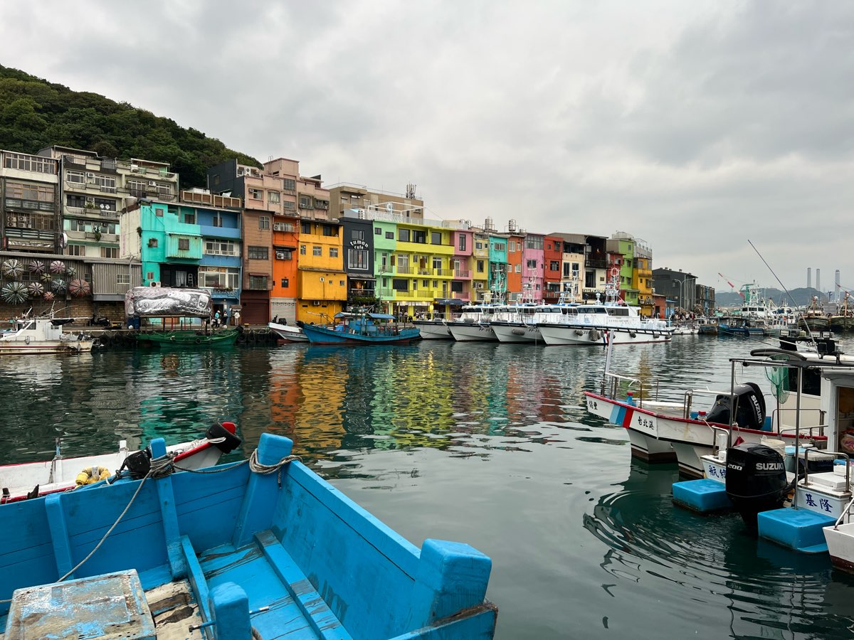 正濱漁港彩色街屋 | 去趣 chicTrip