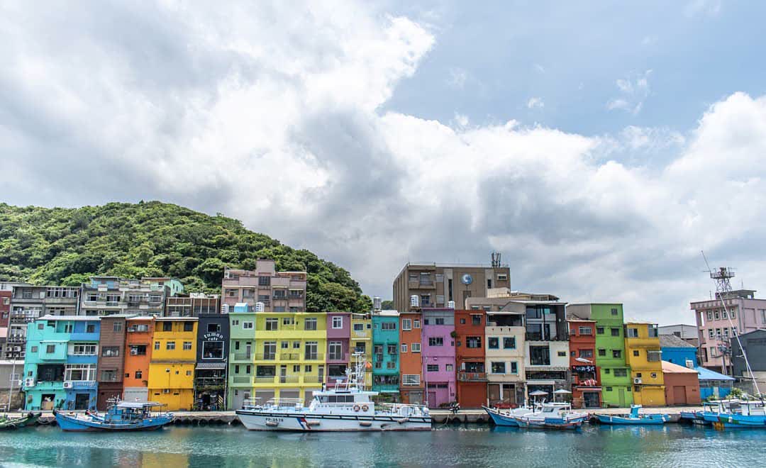 正濱漁港彩色街屋 | 去趣 chicTrip