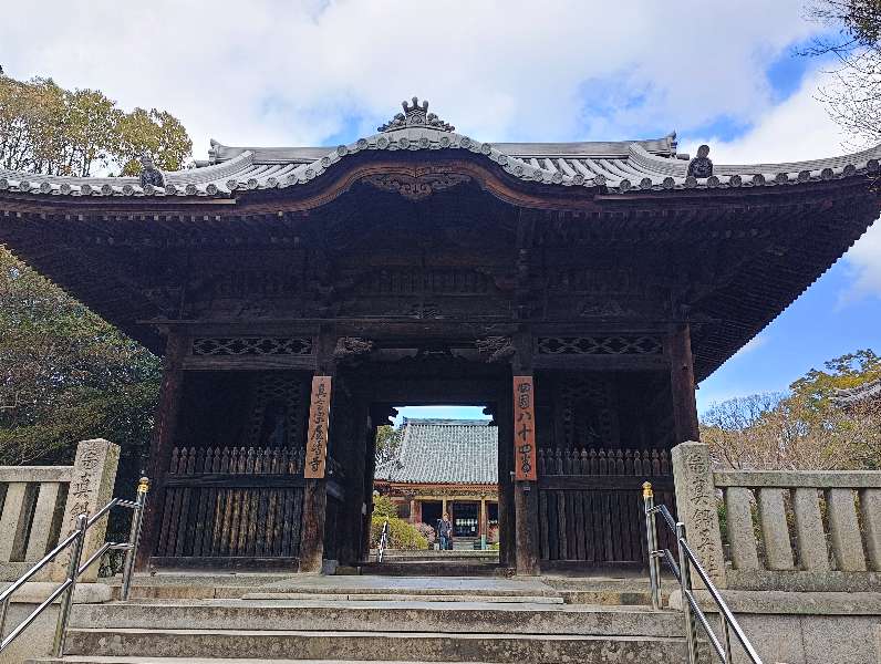 第84號靈場 南面山 千光院 屋島寺 | 去趣 chicTrip