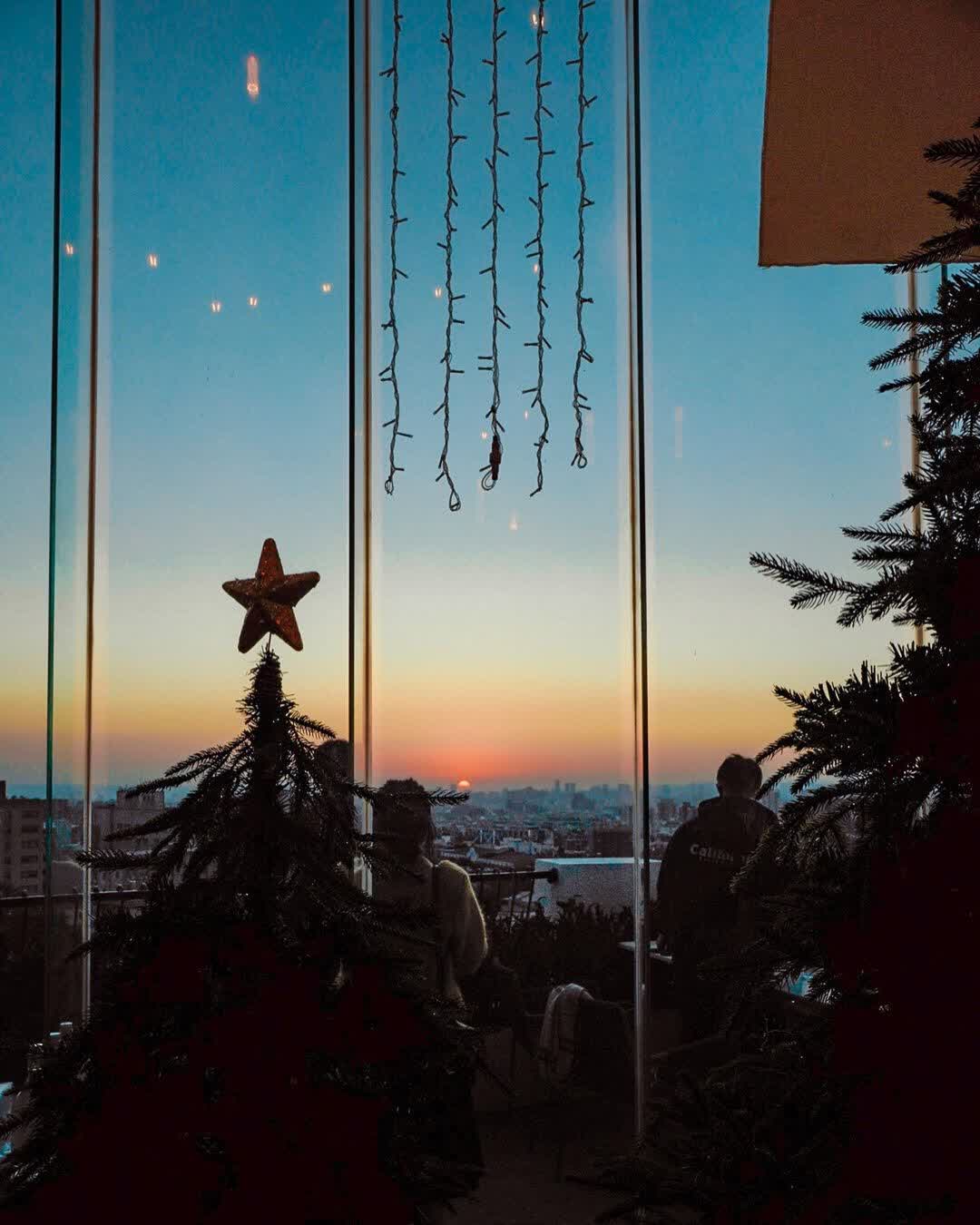 眺高 STAY WITH MOUNTAIN-台中景點 大坑景點 美食推薦 台中景觀餐廳 夜景餐廳 場地租借 慶生派對 咖啡廳 義式料理餐廳 | 去趣 chicTrip