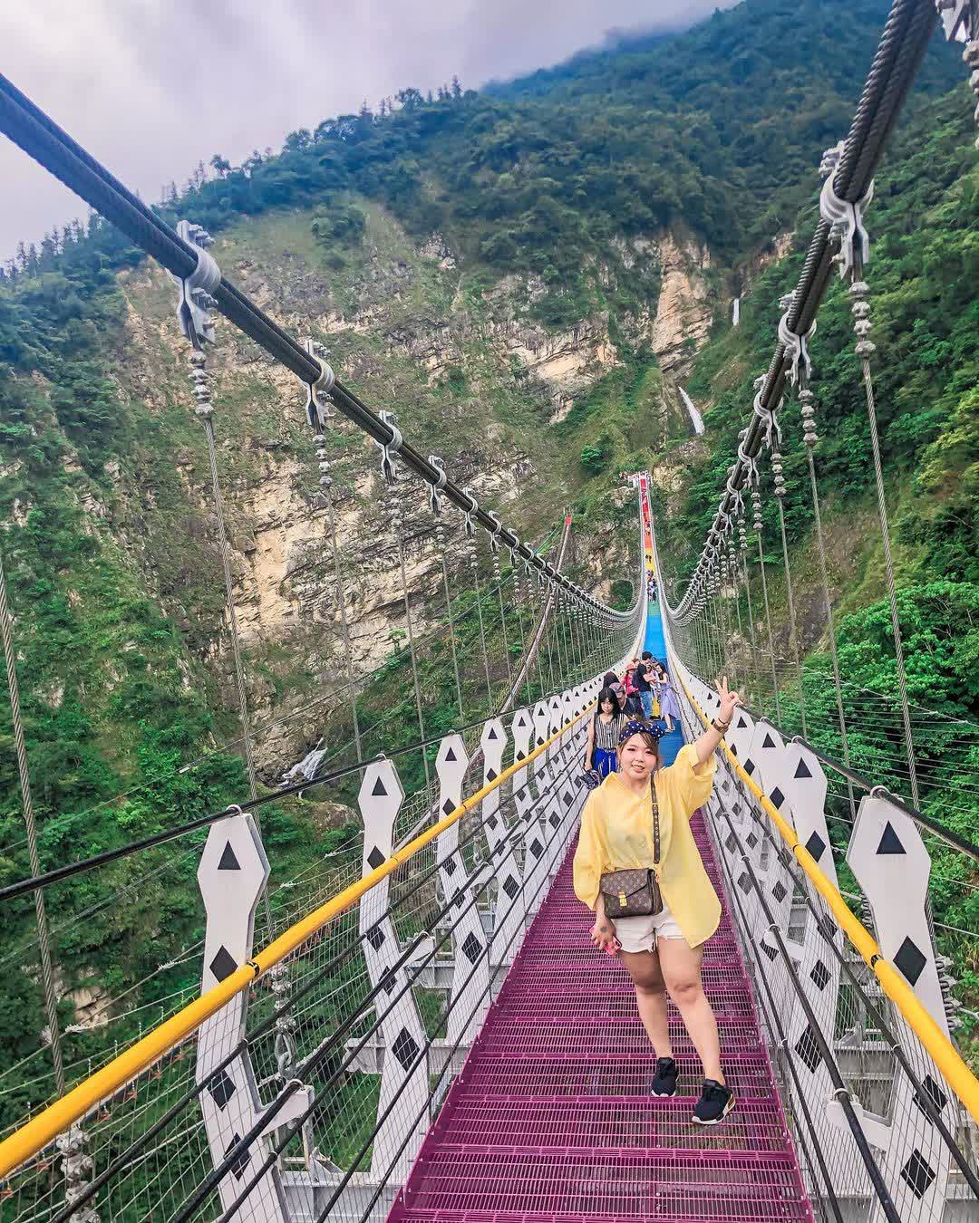 雙龍七彩吊橋 | 去趣 chicTrip