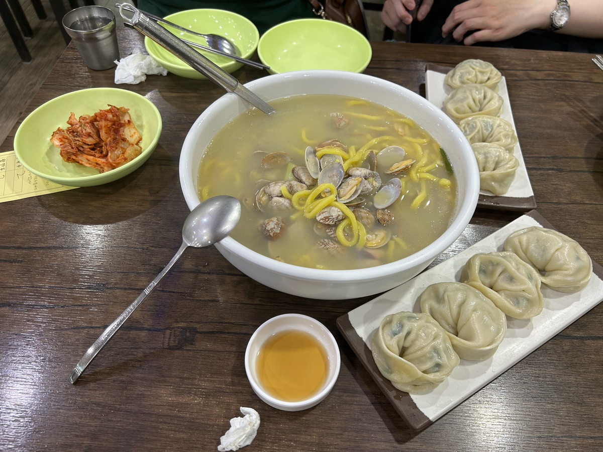 Hwangdo Bajirak Kalguksu | 去趣 chicTrip
