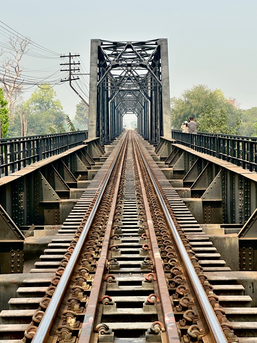 Black Bridge | 去趣 chicTrip