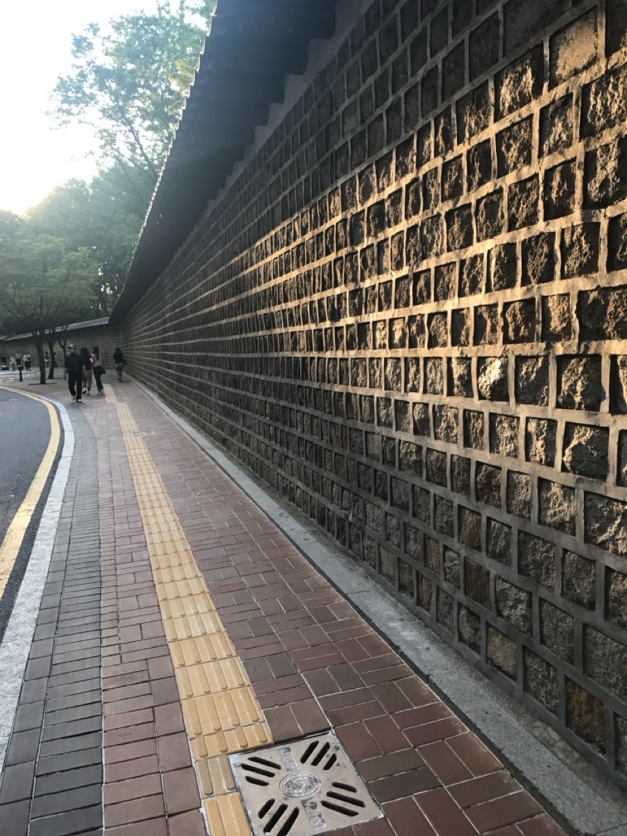 貞洞路(德壽宮石牆路) | 去趣 chicTrip