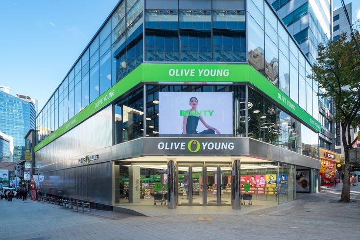 Olive Young Myeongdong Town | 去趣 chicTrip