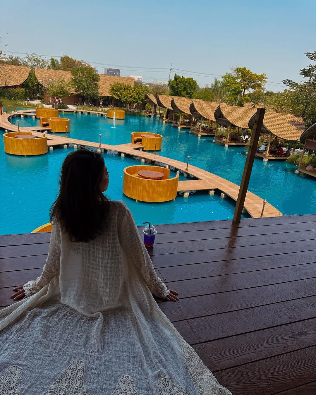 Bubble in the Forest Cafe | 去趣 chicTrip