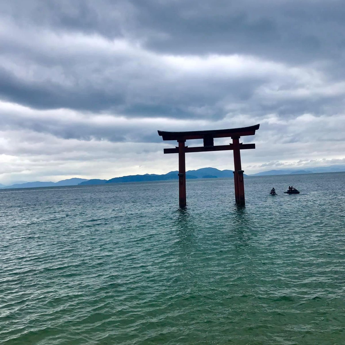 琵琶湖湖中鳥居（白鬚神社） | 去趣 chicTrip