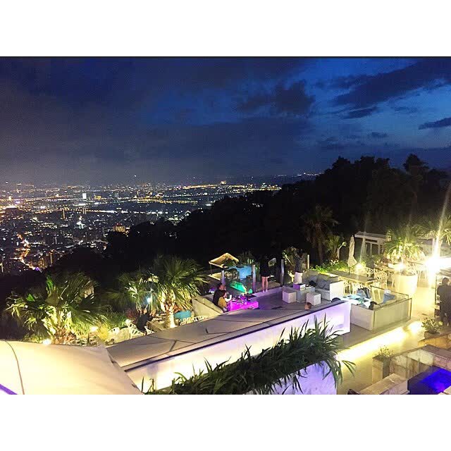 屋頂上 | 去趣 chicTrip