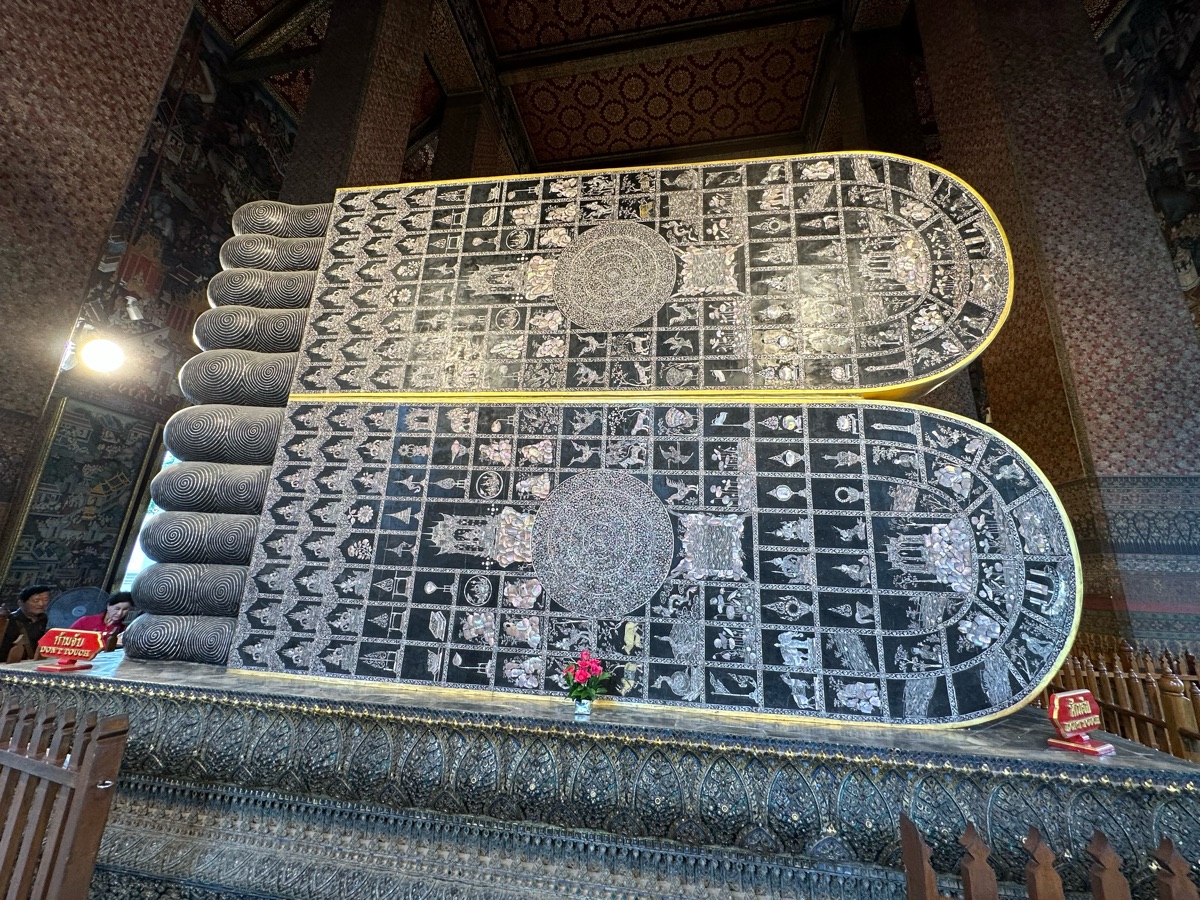 臥佛寺 Wat Pho (Temple of the Reclining Buddha) | 去趣 chicTrip