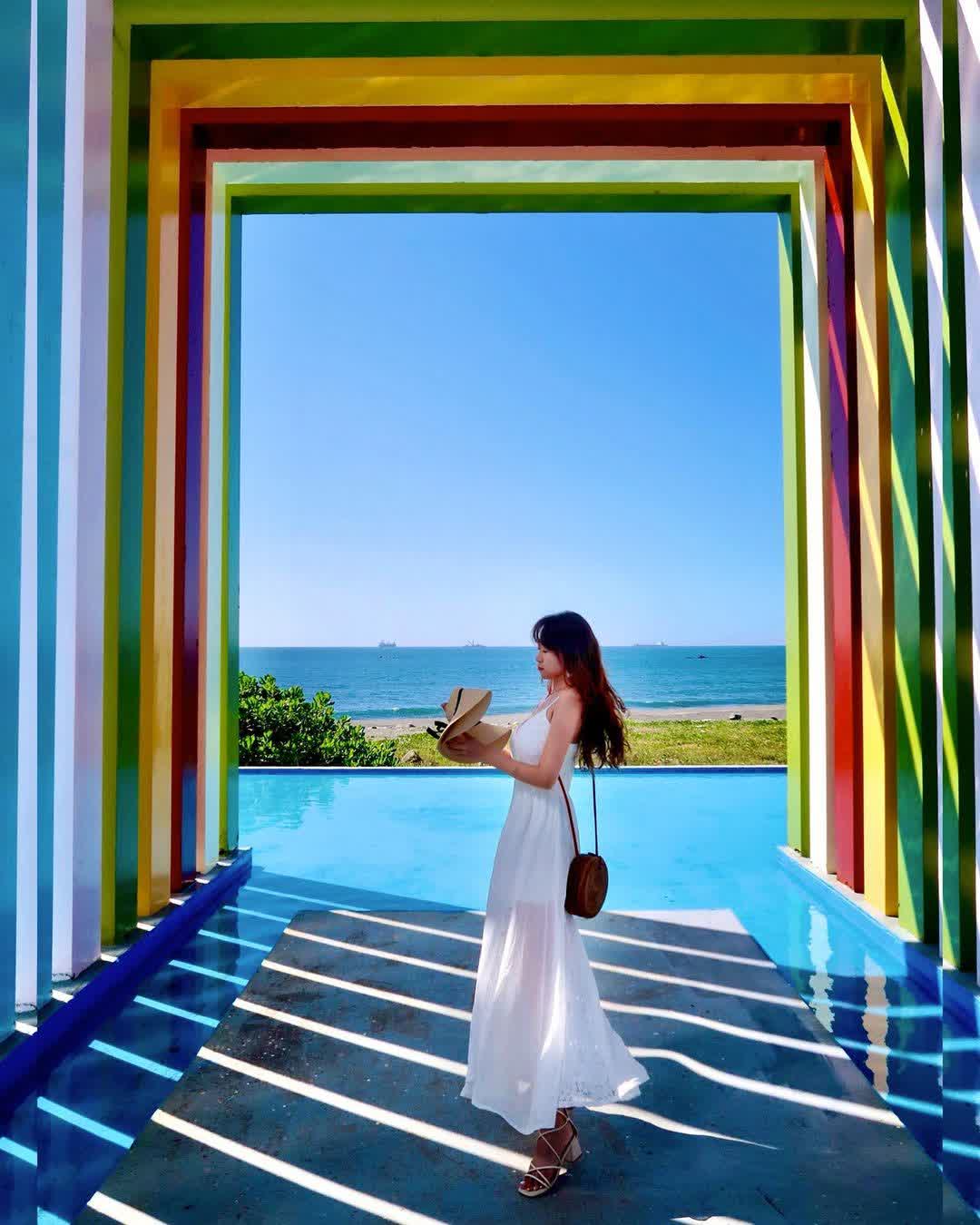 旗津彩虹教堂 | 去趣 chicTrip