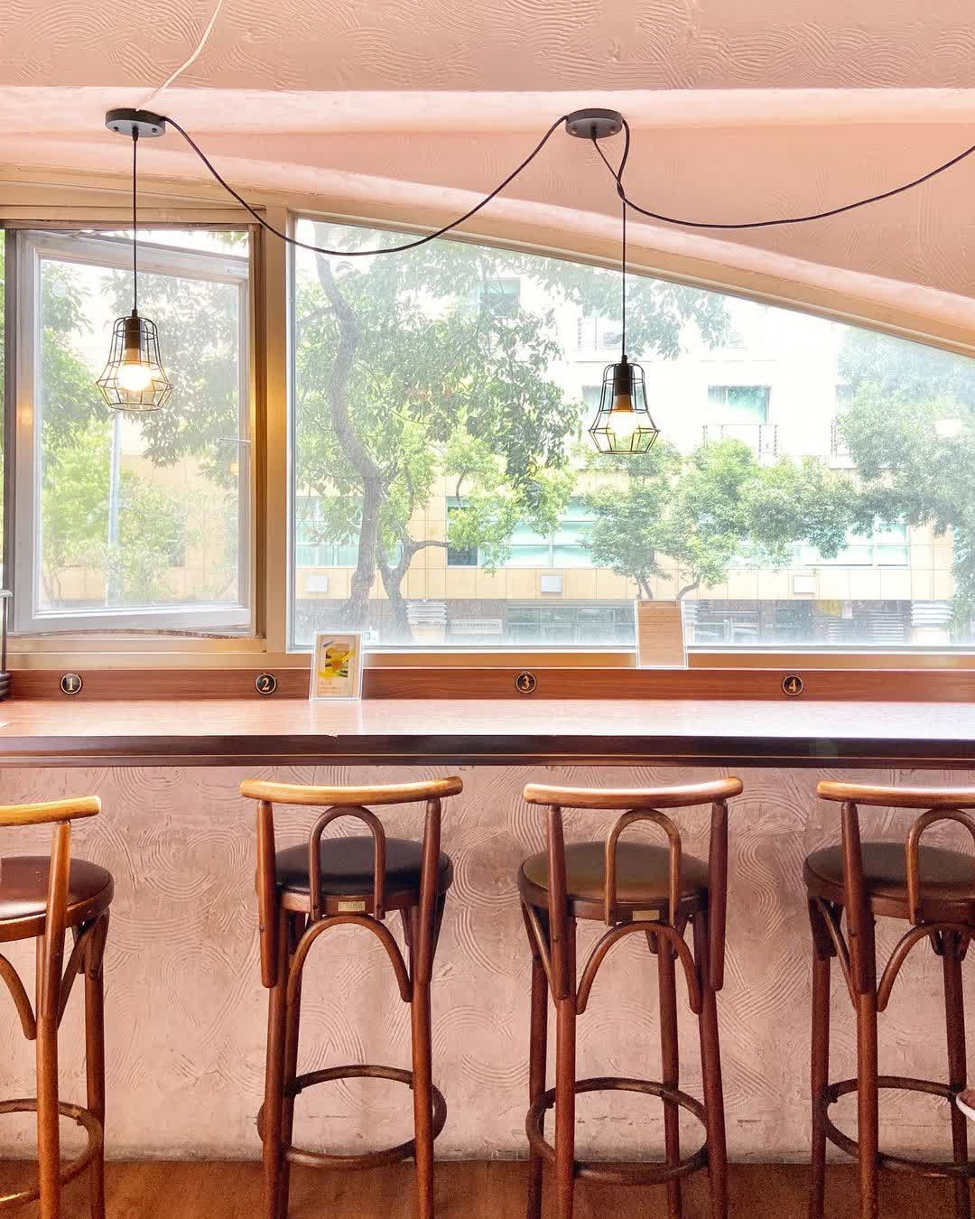 輕晨日和早午餐