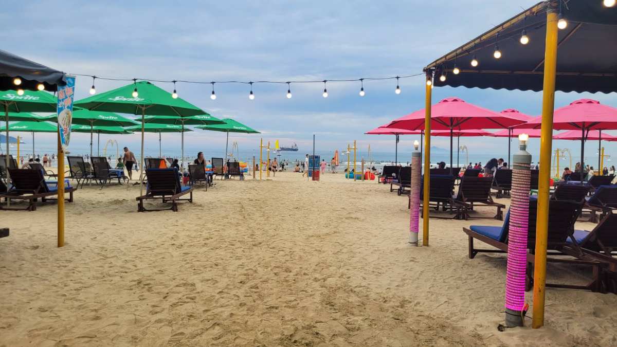 美溪沙灘 (My Khe Beach) | 去趣 chicTrip