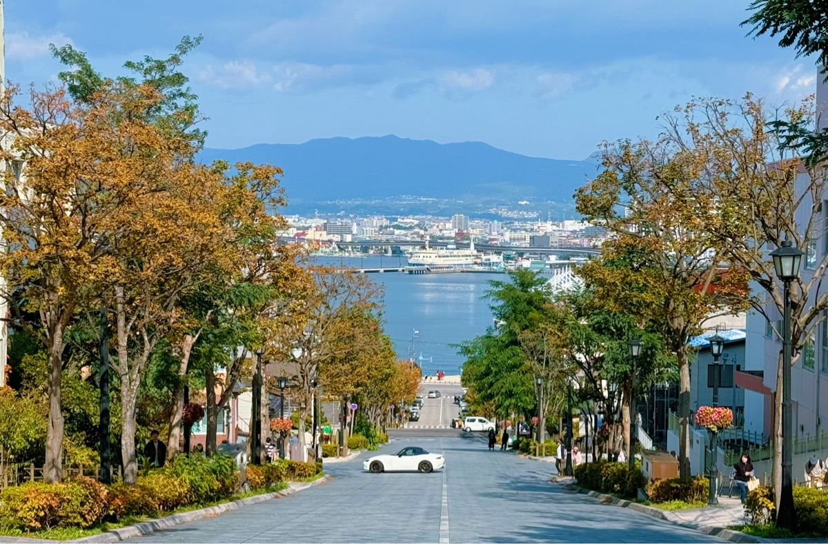 八幡坂 | 去趣 chicTrip